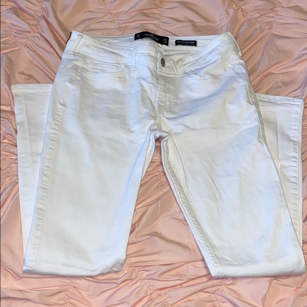 White Hollister Jeans (low rise super skinny)